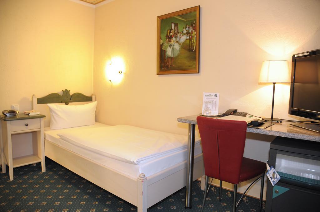 Hotel Wilder Mann Aschaffenburg Exterior photo